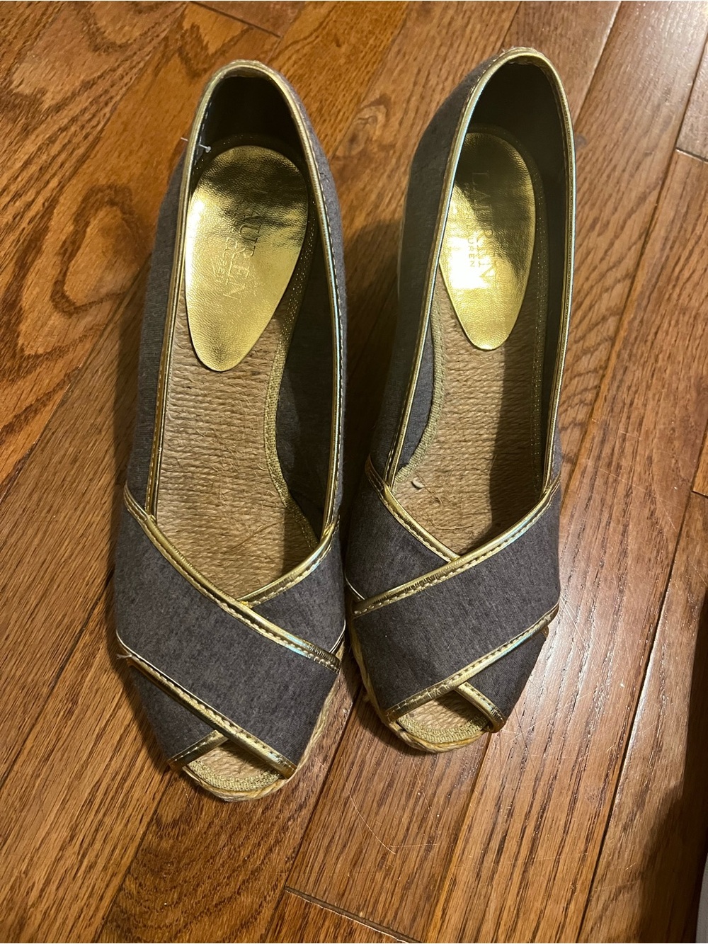 Lauren Ralph Lauren Gray Flats with Gold Trim Peep Toe
